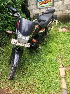 Bajaj Platina 2011