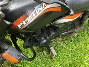 Bajaj Platina 2011