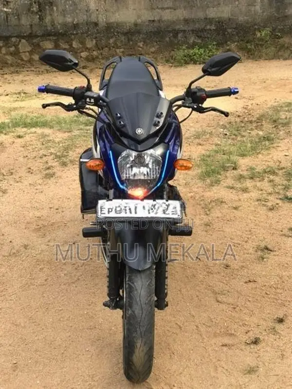 Yamaha FZS V1 2013