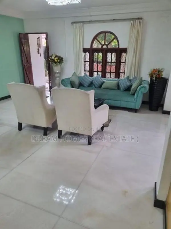 Luxury Fully Furnished 3-Story House for Sale – Talahena