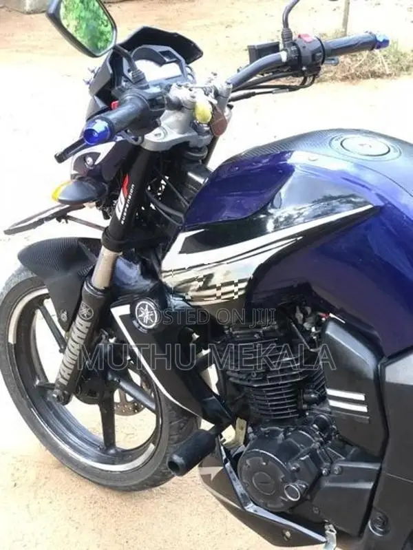 Yamaha FZS V1 2013