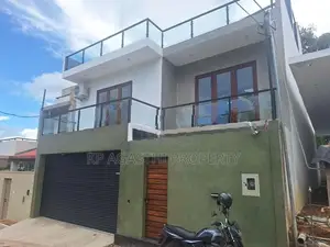 Luxury House for Sale in Piliyandala