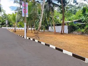 Athurugiriya Main Road Land