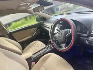 Toyota Premio G Superior 2017