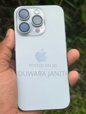 Apple iPhone 15 Pro (Used)