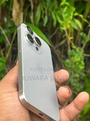 Apple iPhone 15 Pro (Used)