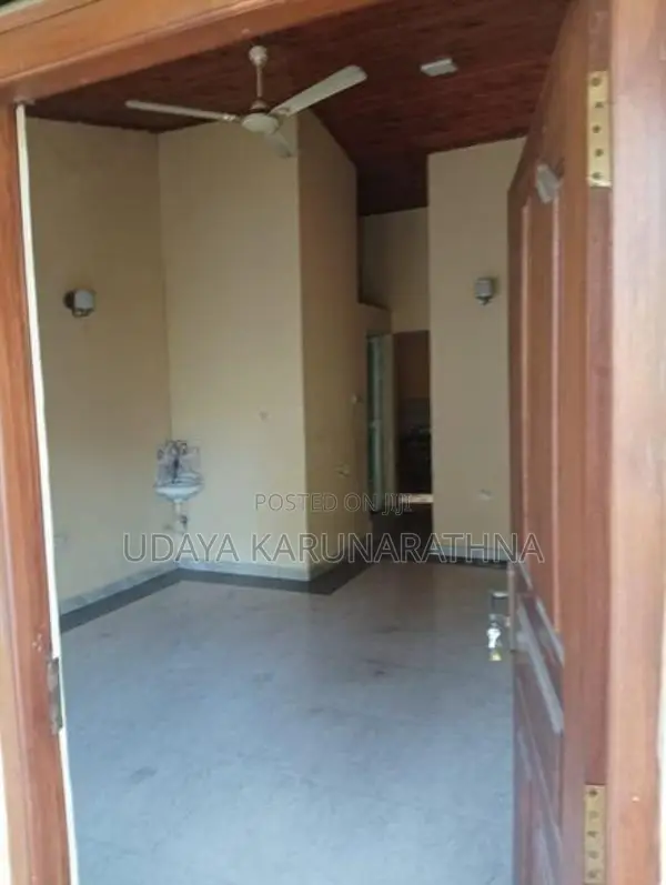 House for Sale Brandiyawaththa