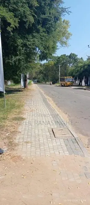 Land for Sale in Kataragama