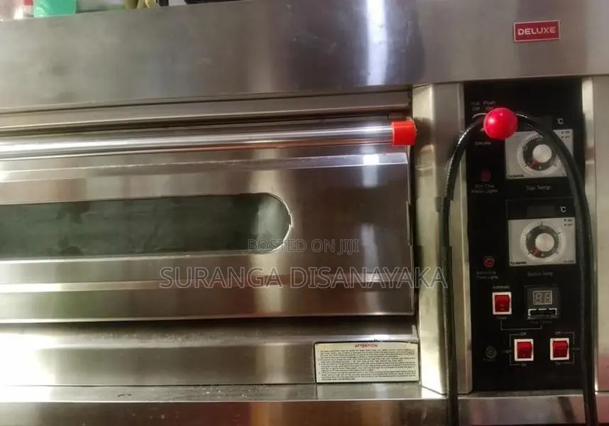 Deluxe 2 Tray Gas Bakery Oven with 12KG Industrial Dough Mixer