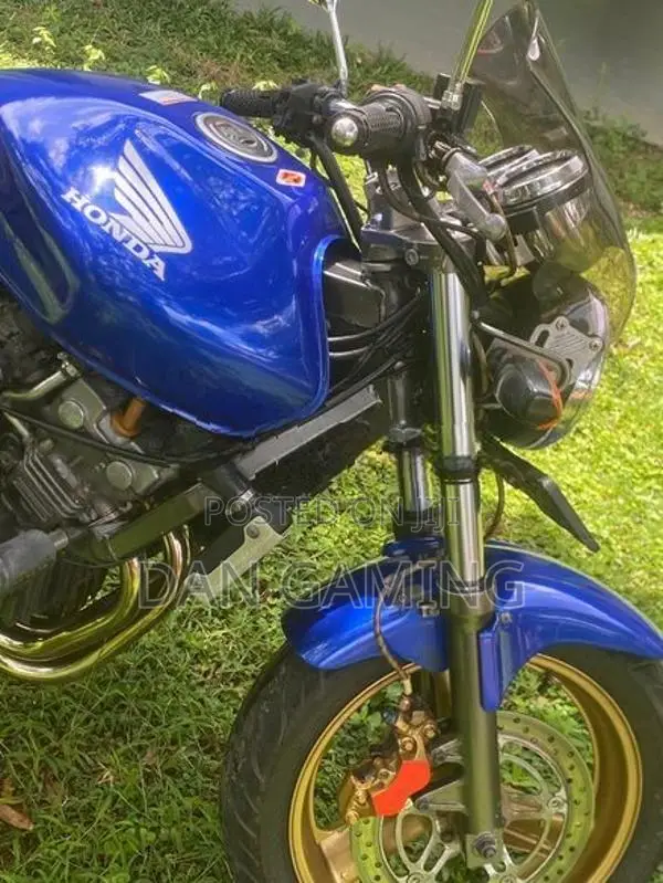 Honda Hornet 2012