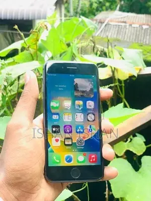 Apple iPhone 8 (Used)