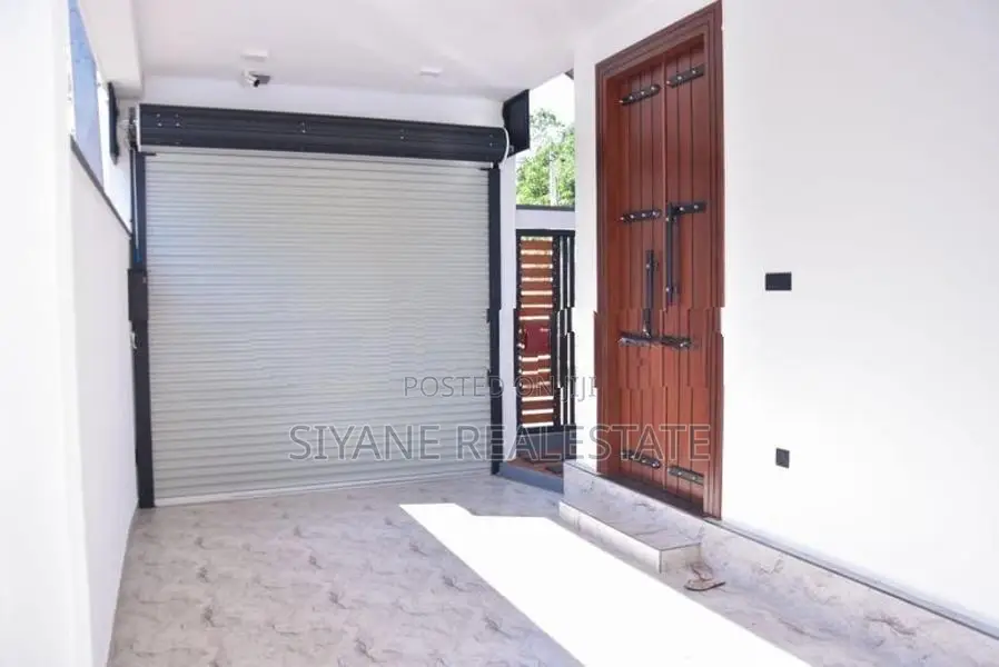 Beautiful Brand New Single Storey House for Sale Athurugiriya