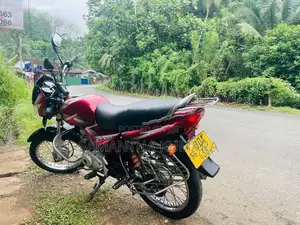 Bajaj CT100 2015
