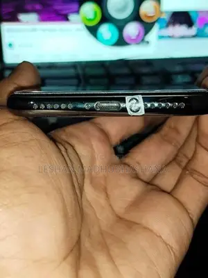 Apple iPhone X (Used)