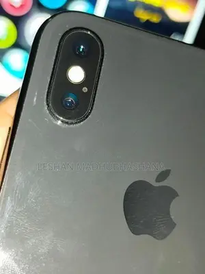 Apple iPhone X (Used)