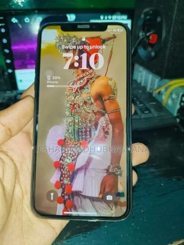 Apple iPhone X (Used)