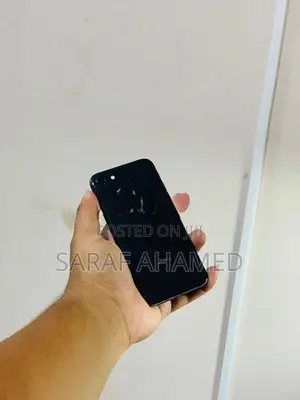 Apple iPhone 8 (Used)
