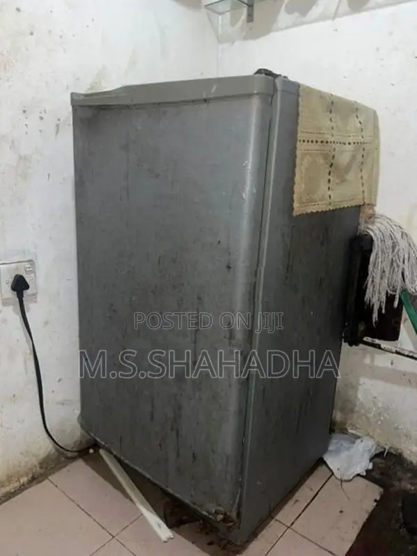 Sisil Refrigerator