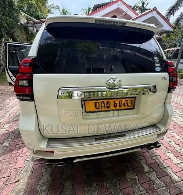 Toyota Land Cruiser Prado 2017