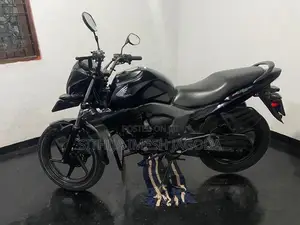 Honda CB Trigger 2016 2015