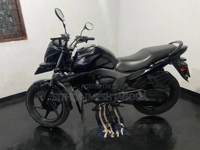 Honda CB Trigger 2016 2015