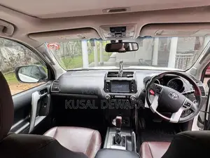 Toyota Land Cruiser Prado 2017