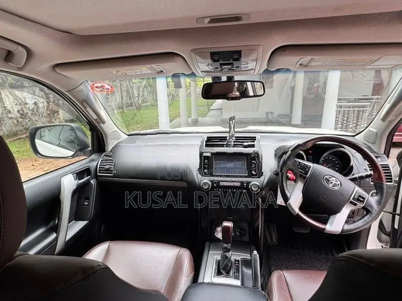 Toyota Land Cruiser Prado 2017