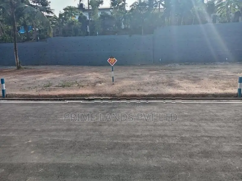 Residencial Land For Sale Near Maharagama