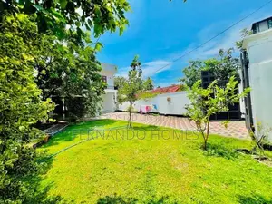 Katunayaka Near Bus Road Superior Luxury Box Modern House For Sale
