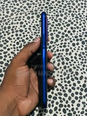 Huawei Nova 7 SE (Used)