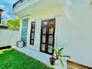 Katunayaka Near Bus Road Superior Luxury Box Modern House For Sale