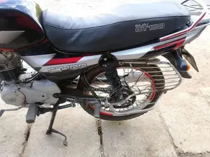 Bajaj CT100 2006
