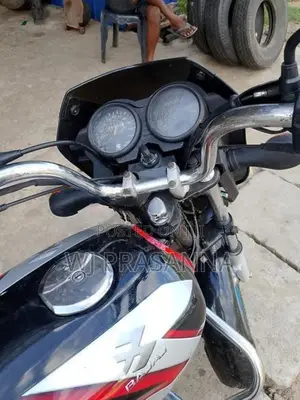 Bajaj CT100 2006