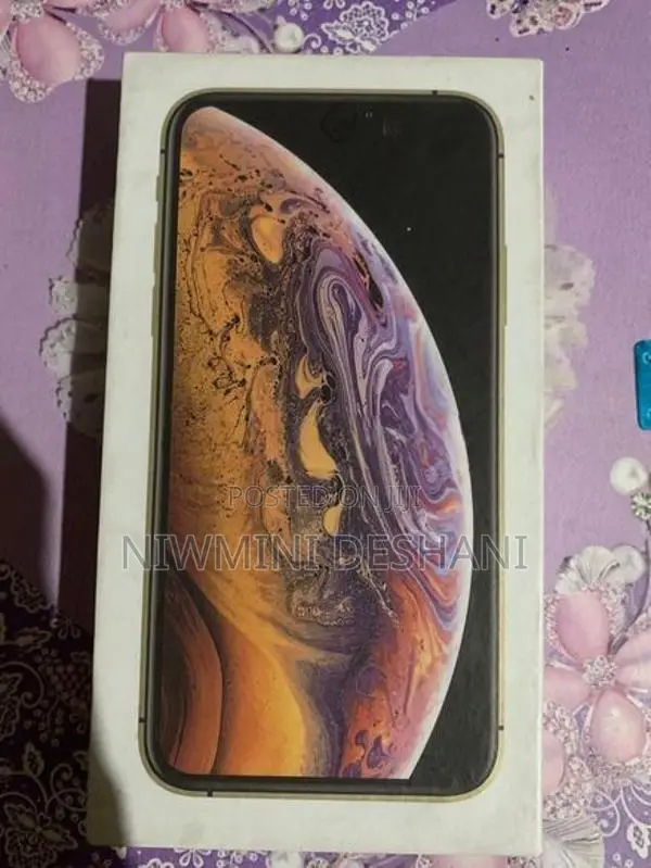 Apple iPhone XS (Used)