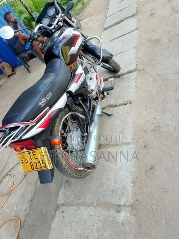 Bajaj CT100 2006