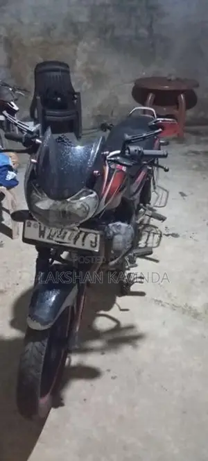 Bajaj Discover 150 2011