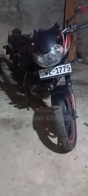 Bajaj Discover 150 2011
