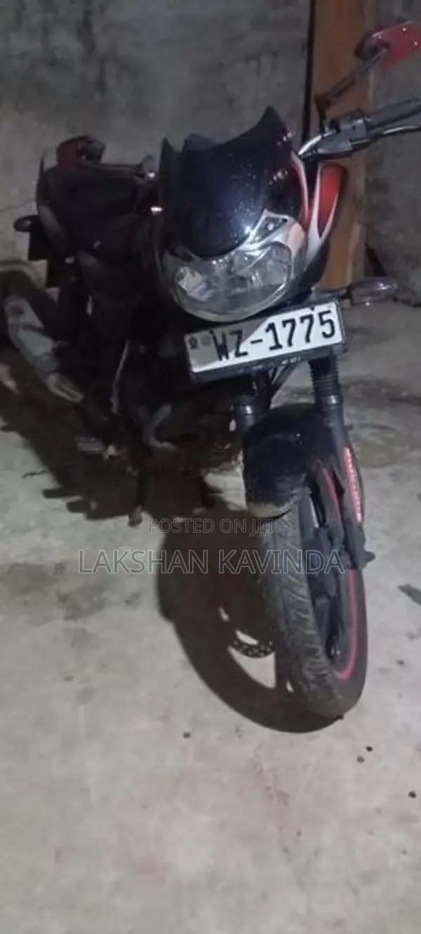 Bajaj Discover 150 2011