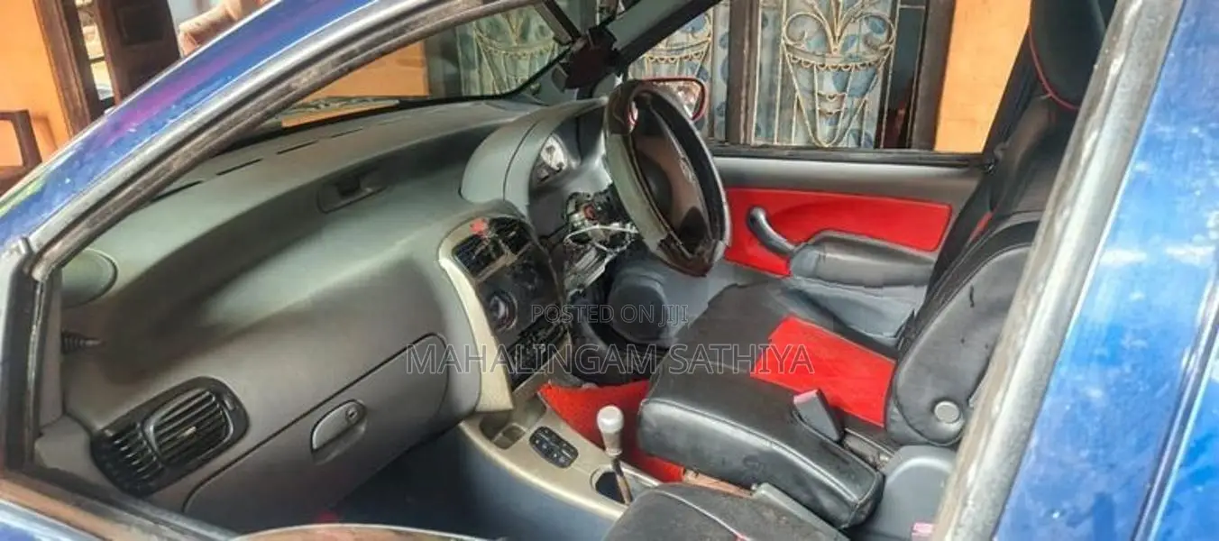 Tata Indica 2005
