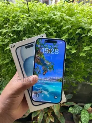 Apple iPhone 15 128GB (Used)