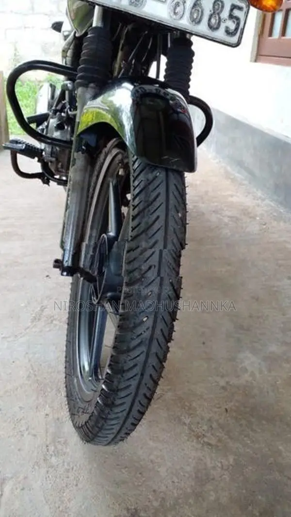 Bajaj Platina 125 2012