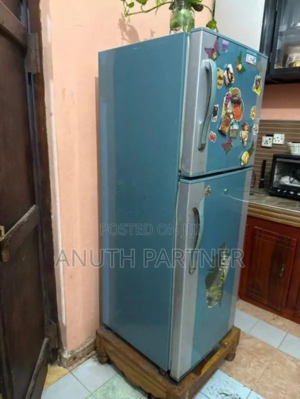 Sisil Refrigerator
