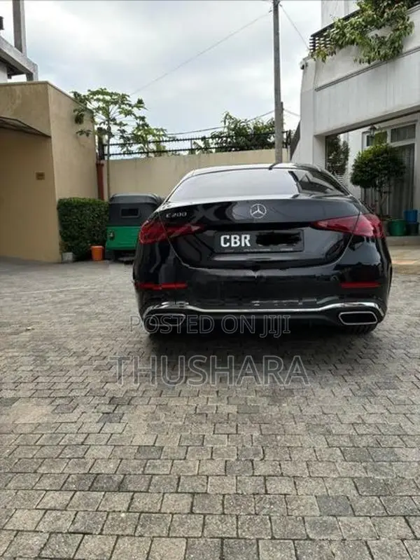Mercedes Benz C200 AMG Line PremiumPlus 2025
