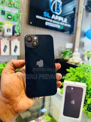 Apple iPhone 13 128GB (Used)