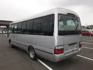 Toyota Coaster 2010