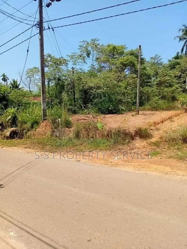 Kadawatha 12 Perches Commercial Land for Sale (SSPL-425)