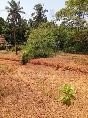 Kadawatha 12 Perches Commercial Land for Sale (SSPL-425)