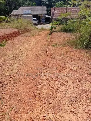 Kadawatha 12 Perches Commercial Land for Sale (SSPL-425)