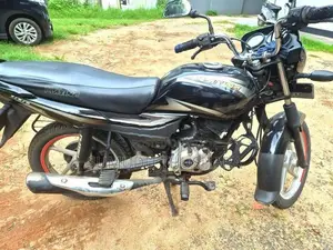 Bajaj Platina 2017