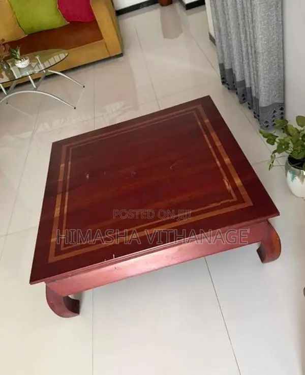 Mahogani Coffee Table Don Carolis